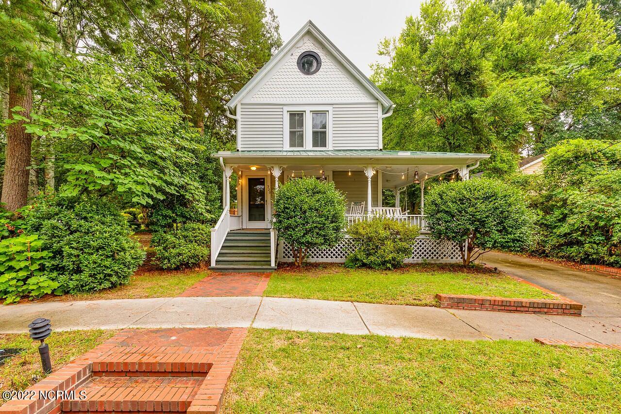 325 N Ashe St